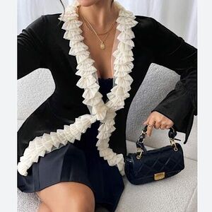 PETAL GARLAND Black Velvet Bell Sleeve Cardigan S M L XL